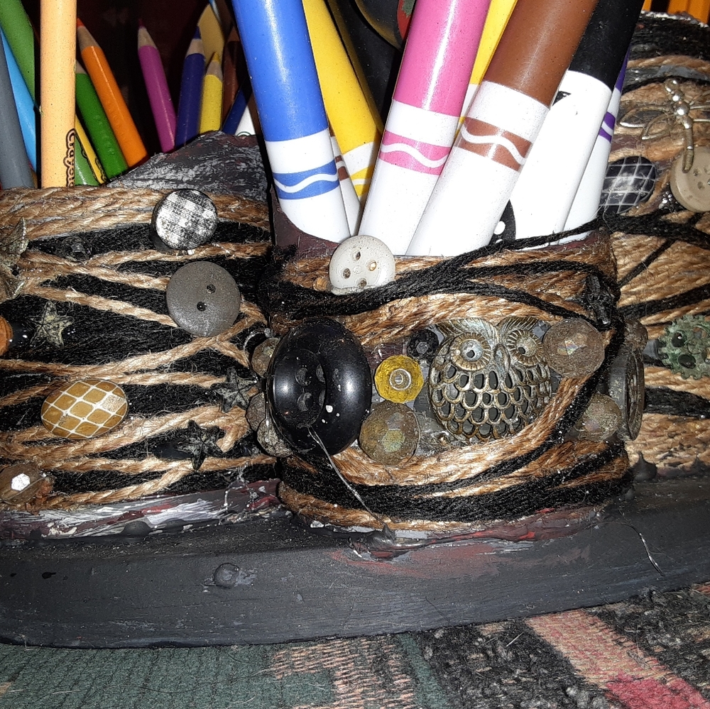 Container - Picture 6 of 7